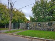 Venta de espectacular Casa 5 o mas ambientes en La Plata...
