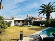 Venta de espectacular Casa 5 o mas ambientes en La Plata...