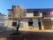 Venta de espectacular Casa 5 o mas ambientes en Liniers