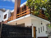 Venta de espectacular Casa 5 o mas ambientes en Morón
