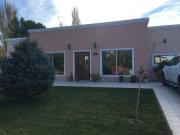 Venta de espectacular Casa 5 o mas ambientes en Neuquén