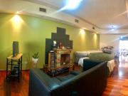 Venta de espectacular Casa 5 o mas ambientes en Parque...