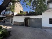 Venta de espectacular Casa 5 o mas ambientes en Pompeya