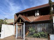 Venta de espectacular Casa 5 o mas ambientes en Quilmes