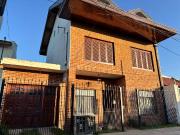 Venta de espectacular Casa 5 o mas ambientes en Quilmes...