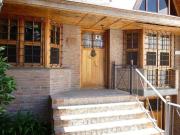 Venta de espectacular Casa 5 o mas ambientes en Quilmes...