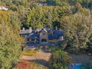 Venta de espectacular Casa 5 o mas ambientes en San...