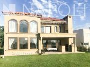 Venta de espectacular Casa 5 o mas ambientes en San Vicente