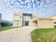 Venta de espectacular Casa 5 o mas ambientes en San Vicente