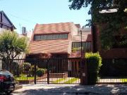 Venta de espectacular Casa 5 o mas ambientes en Versalles