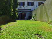 Venta de espectacular Casa 5 o mas ambientes en Villa...