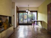 Venta de espectacular Casa 5 o mas ambientes en Villa...