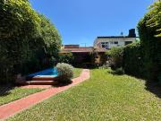 Venta de espectacular Casa 5 o mas ambientes en Villa...