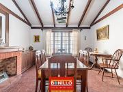 Venta de espectacular Casa 5 o mas ambientes en Villa...
