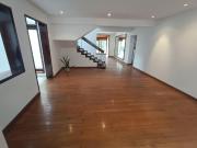 Venta de espectacular casa en zona exclusiva de San Isidro