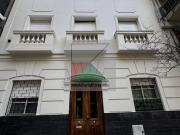 Venta de espectacular Departamento 2 ambientes en Barrio...