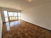 Venta de espectacular Departamento 3 ambientes en Las...