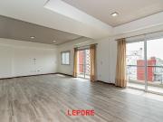 Venta de espectacular Departamento 4 ambientes en Villa...