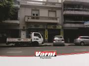 Venta de espectacular Galpón Hasta 200 mts. en Villa...