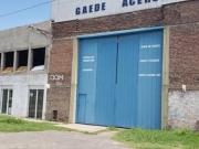 Venta de espectacular Galpón Más de 500 mts. en Villa...