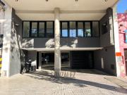 Venta de espectacular Local 60 a 100 mts. en Mataderos