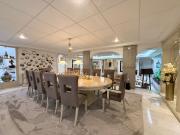 VENTA DE ESPECTACULAR RESIDENCIA CON JARDIN DE 600M2 POR...