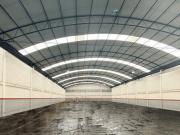 VENTA DE EXCELENTE BODEGA COMERCIAL A PIE DE CALLE EN...