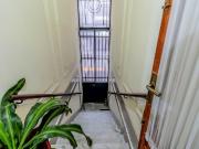 Venta de excelente PH de estilo en Almagro