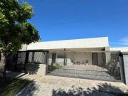 Venta de exclusiva propiedad en Barrio Jardin