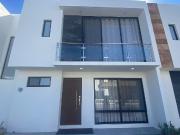 Venta de exclusivas casas en San Isidro Juriquilla,...
