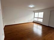 ¡Venta de exclusivo departamento de estreno en Aurora,...