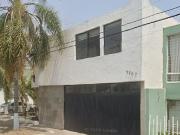 VENTA DE EXELENTE CASA EN VENTA EN AGUAS CALIENTES...