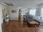 Venta de Exelente Departamento de 3 amb + escritorio con...