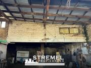 Venta de Galpon y Casa para Refaccionar en Calle Harriott