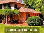 Venta de gran casa de categoría Chacras de Coria Venta de gran casa de categoría Chacras de Coria