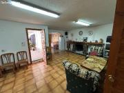 Venta de gran Chalet en pleno centro de La Zubia