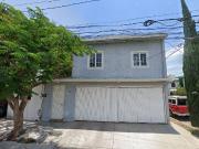 VENTA DE GRANDE CASA EN SANTIAGO DE MONCLOVA, COL....