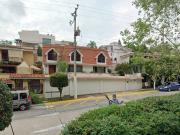 VENTA DE GRANDIOSA CASA EN LOMA REAL ZAPOPAN