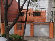 VENTA DE HERMOSA CASA