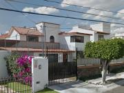 VENTA DE HERMOSA CASA A BAJO VALOR COMERCIAL UBICADO EN...