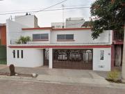 VENTA DE HERMOSA CASA A BAJO VALOR COMERCIAL UBICADO EN...