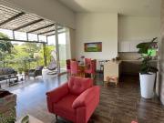 VENTA DE HERMOSA CASA CAMPESTRE DENTRO DE LA CIUDAD AL...