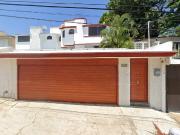 Venta de Hermosa Casa cerca de la playa
