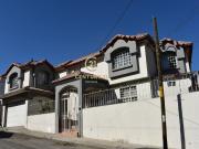 Venta de hermosa casa de 4 recámaras y 3 baños completos...