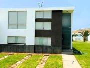 Venta de Hermosa Casa de Playa 200 m2 Playa Farallones