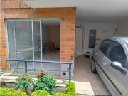 Venta de hermosa casa duplex para la venta en conjunto...