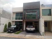 Venta de hermosa casa en Arboledas de San Javier 5ta Sección