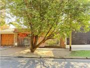 Venta de hermosa casa en calle Malvinas