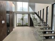 Venta de hermosa casa en Castaños del Vergel