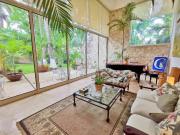 Venta de Hermosa Casa en la Ceiba, Club de Golf